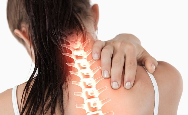 A nyaki osteochondrosisra jellemző a nyaki feszültség és fájdalom